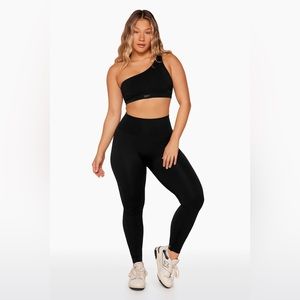 set active sculptflex leggings in onyx